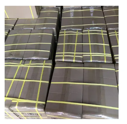 make up packing in factory