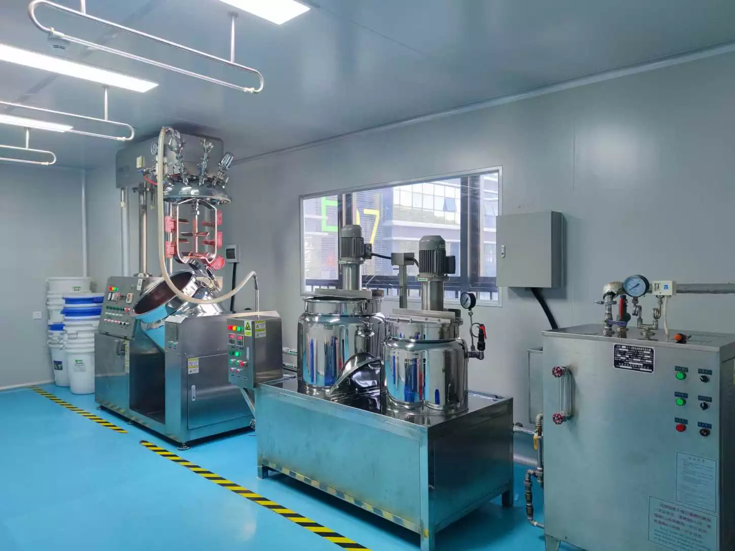 makeup factory 