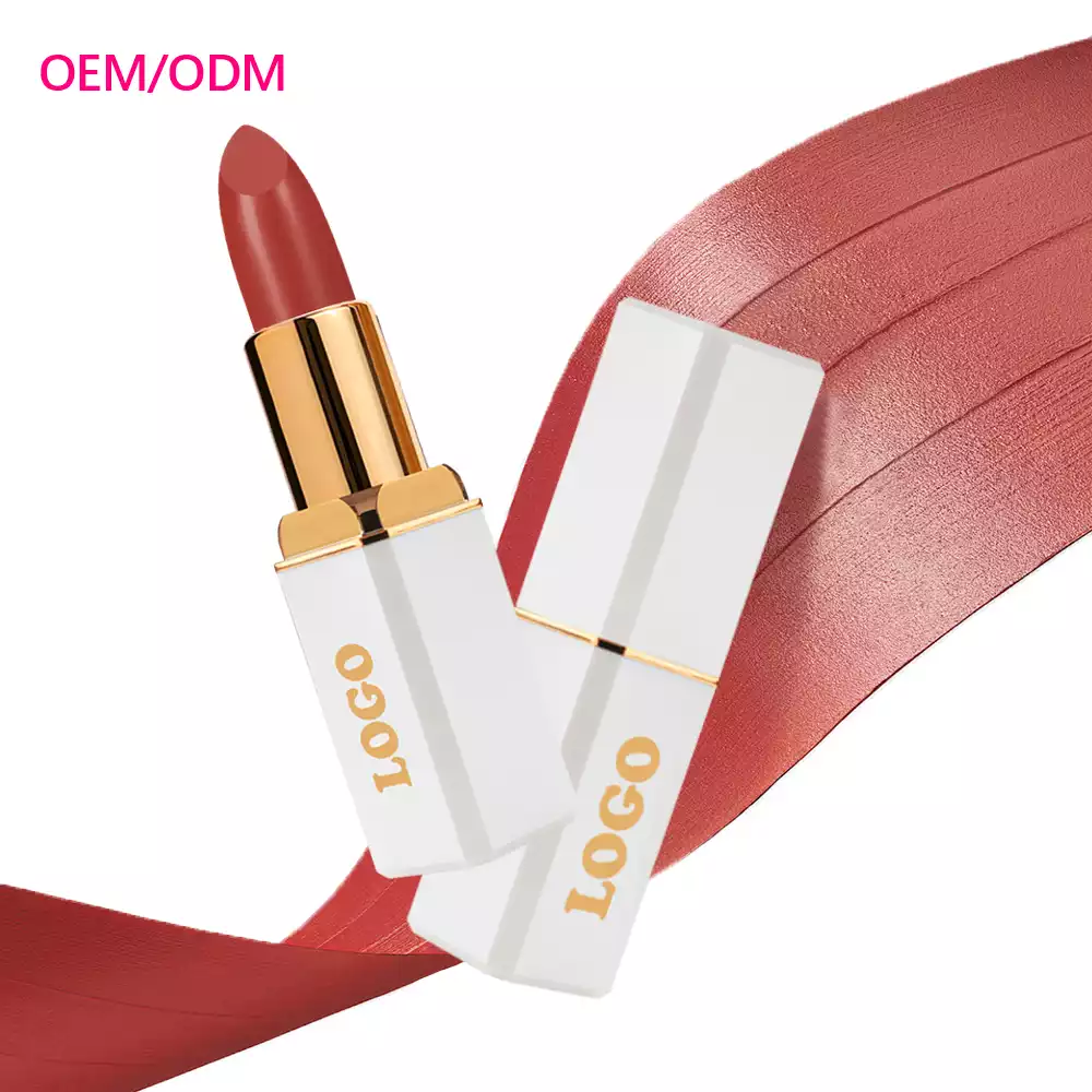 Matte vs Creamy Lipstick: Which Formula is Best for Your Beauty Brand?