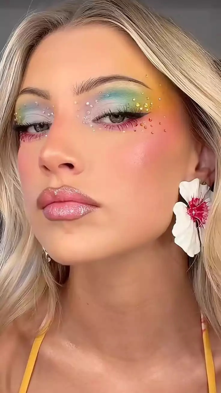 Colorful Makeup Manufacturer